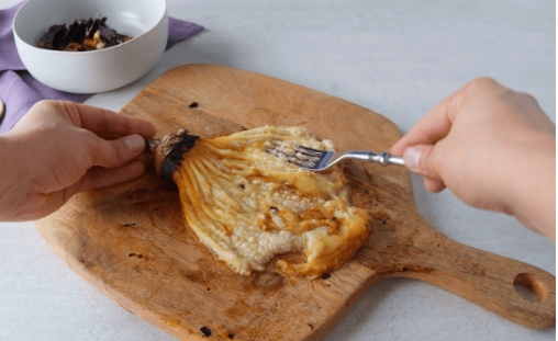 Tortang talong | Omelette de berenjena con carne molida